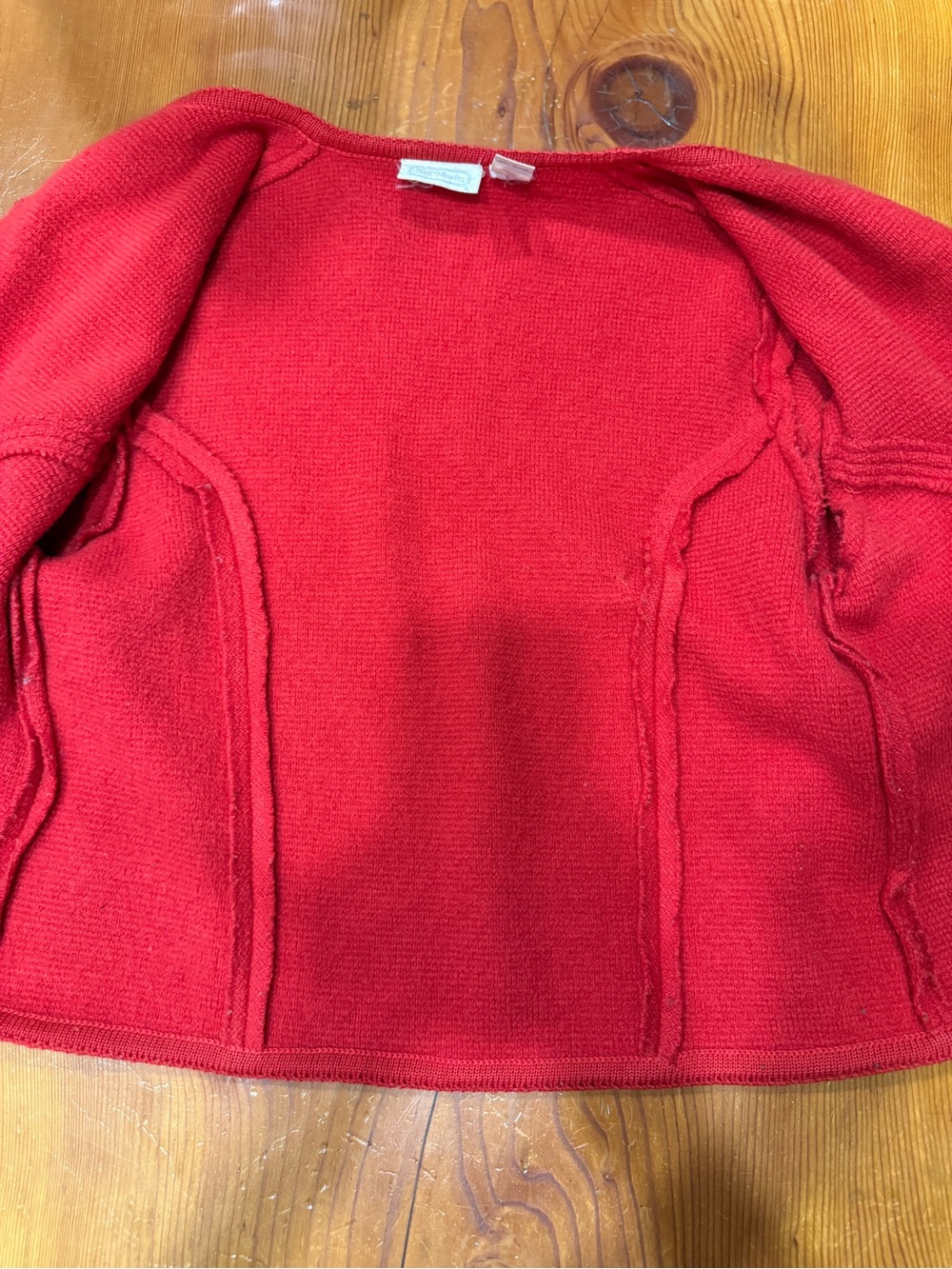 100% Wool Red Women's Button-Front Cardigan - Picture 5 of 10